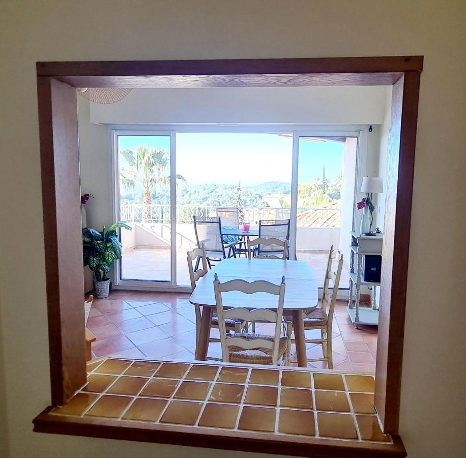 Hameau Des Amandiers Vue Mer - Piscine, Golf Et Tennis Prive Saint-Cyr-sur-Mer Dış mekan fotoğraf